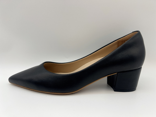 Il tallone basso del tessuto molle delle scarpe di vestito delle donne di colore di cuoio di Nappa ha indicato Toe Shoes