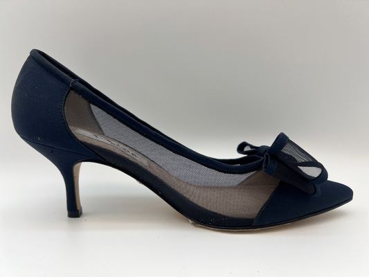 Nero respirabile di cuoio delle scarpe di vestito delle donne dello SGS indicato ha chiuso Toe Heels With Mesh Butterfly