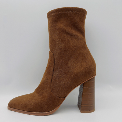 Gli stivali di cuoio del vestito delle donne della pelle scamosciata della mucca quadrano Toe Lt Brown TPR Outsole con il lattice di Pusable