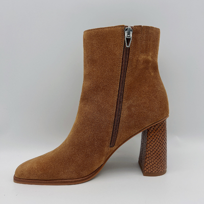 Stivali alla moda della caviglia della pelle scamosciata delle signore dell'OEM del ODM di Toe Leather Ankle Boots del quadrato