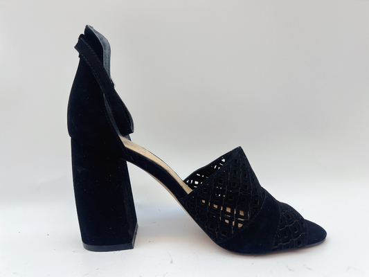 Le signore molli di Nubuck delicatamente rivestono di pelle i sandali #6-#11 nero con la tomaia di rete da pesca