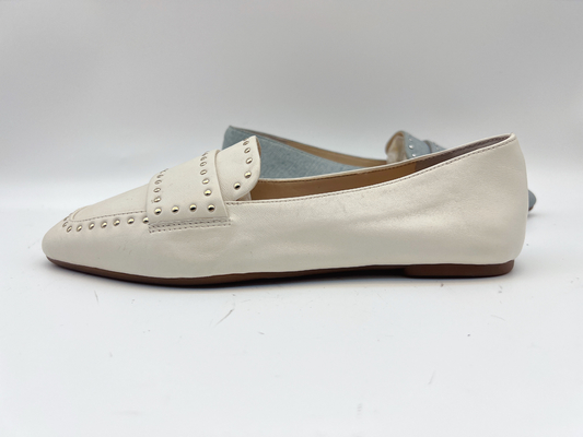 Il piano di cuoio genuino delle signore molli della mucca calza il beige con progettazione dei perni