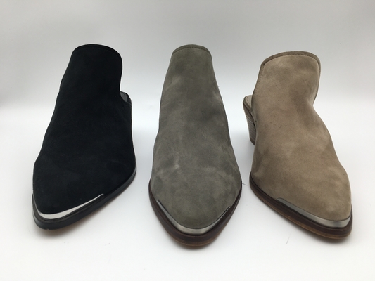 Le scarpe di cuoio piane Tan/tallone basso grigio/nero delle donne su ordinazione hanno chiuso Toe Shoes