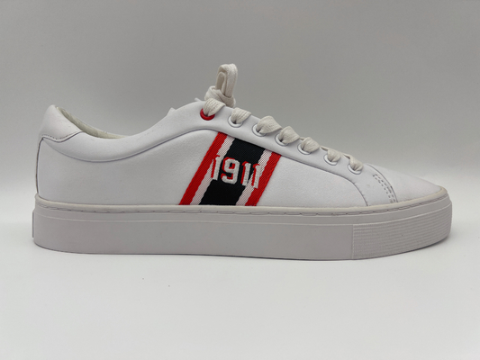 Gli anti sport alla moda di scivolo calza il tennis di cuoio delle donne bianche calza bianco