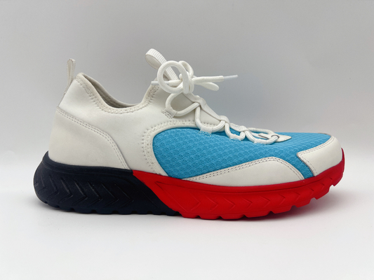 Lo svago delle donne blu rosse calza l'unità di elaborazione molle di Nappa con un'unità Outsole di gomma