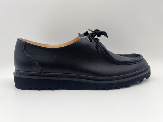 Il piano nero su ordinazione calza le scarpe di lavoro impermeabili dello slittamento delle donne non