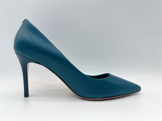 Le scarpe delle pompe delle donne della marina hanno indicato lo stiletto di Toe Closed Toe With 5cm