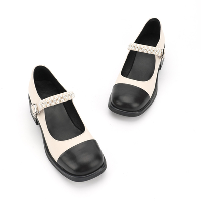 Cucitura in bianco e nero di Toe Womens Leather Flat Shoes dell'involucro capo rotondo
