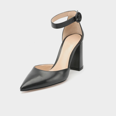 Il tallone quadrato Tan Ankle Strap Shoes, signore della cinghia della caviglia di 8cm veste le scarpe