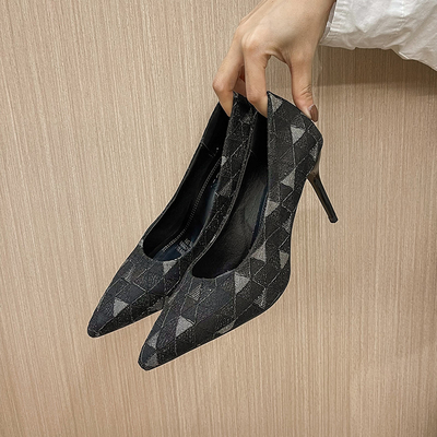 Stiletto basso della bocca di Single Ladies di estate della stampa del pizzo della scarpa leggera del tacco alto